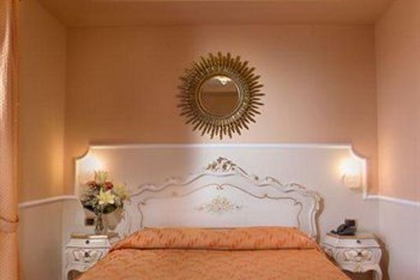 Hotel Confine (Lazise)